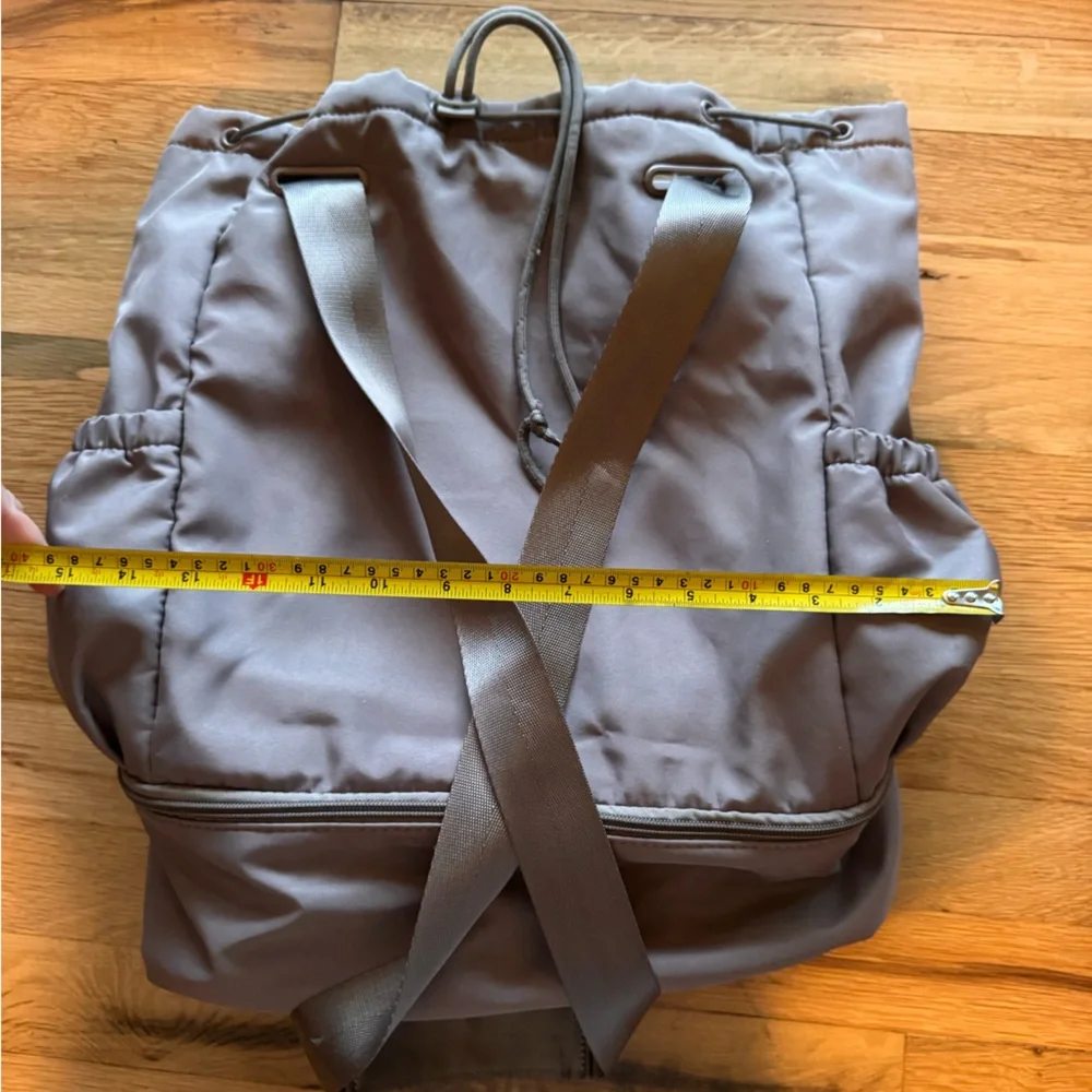 Beyond Yoga Gray Tote Bag Backpack